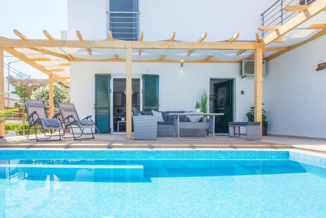 Acharavi Beach Villa Exterior photo